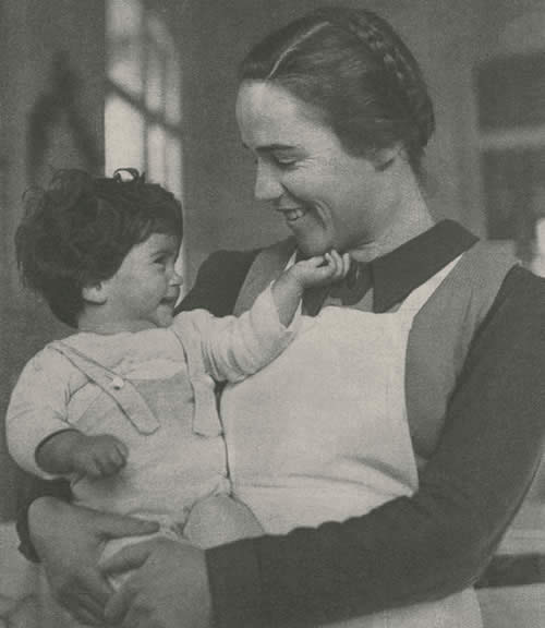 ELNLA MATERNIDAD DE ELNA Cuna del exilio 1939-1944
