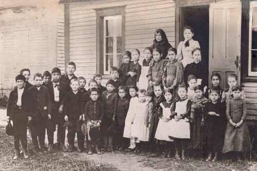 WABAN-AKI. PEOPLE FROM WHERE THE SUN RISES