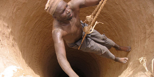 Au centre de la terre - Des puits et des hommes